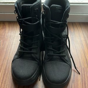 DM’S Combs Tech Boots